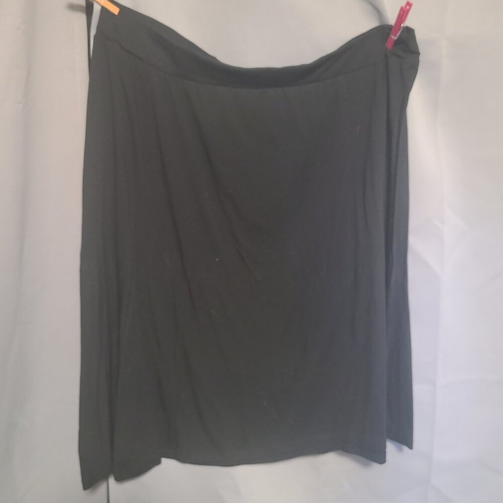 Knee Lenght Black Skirt size 3X